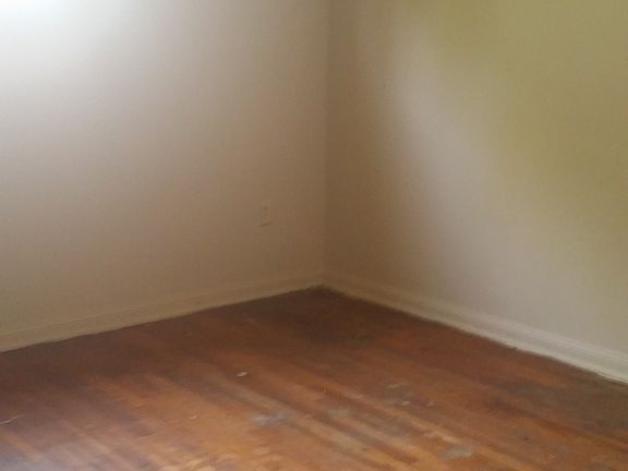 4th image of 5126 Wilmington St