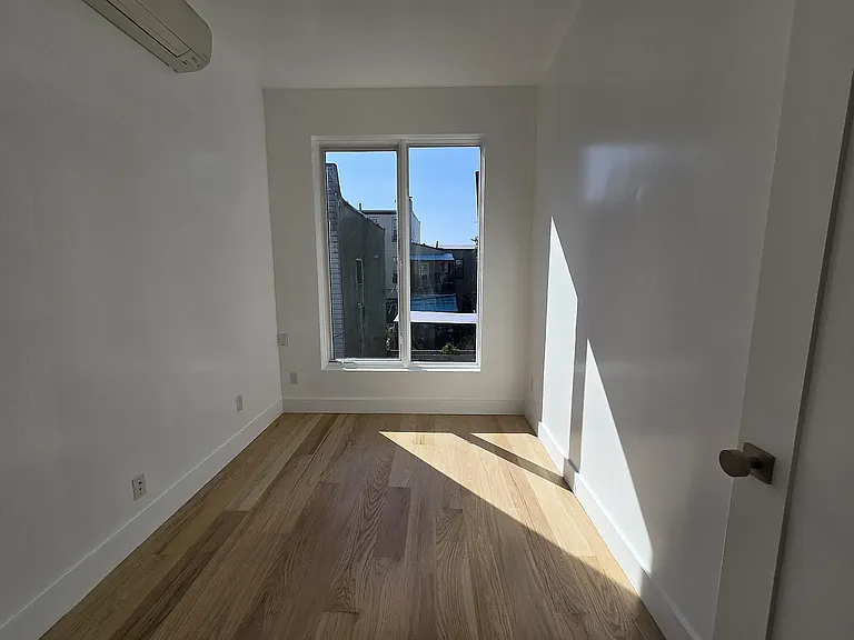 127 Troutman St #2B — Photo 6