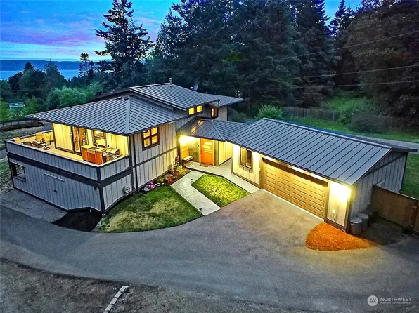 283 Parkside Drive, Camano Island, WA 98282