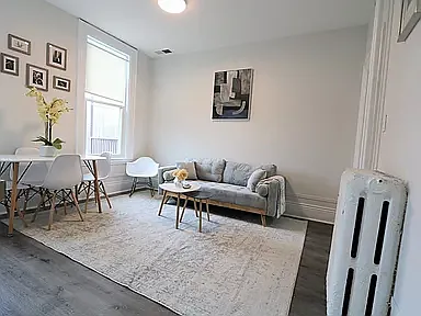 2 bed, 1000 sqft, $2,800 — Photo 1