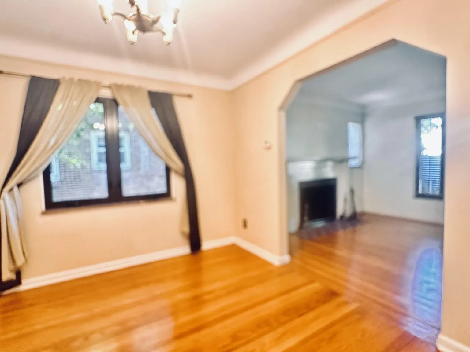 3 bed, 1.5 bath, 1283 sqft, $1,350 — Photo 4