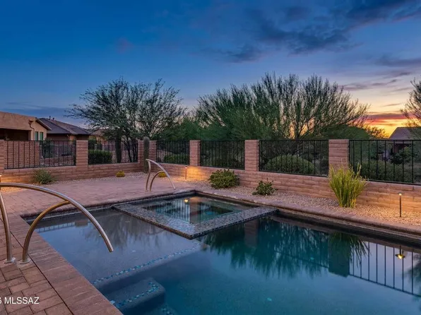 2475 E Rolling Meadow Ln, Green Valley, AZ 85614