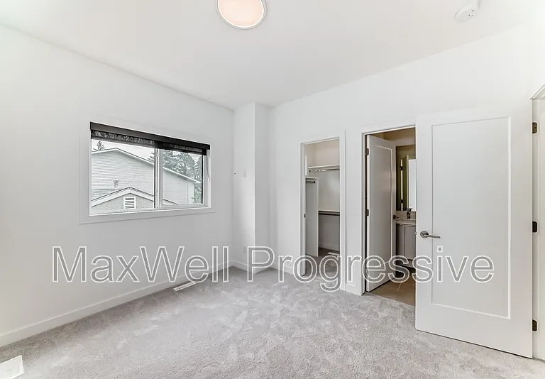 6415 93rd St NW #MAIN — Photo 30