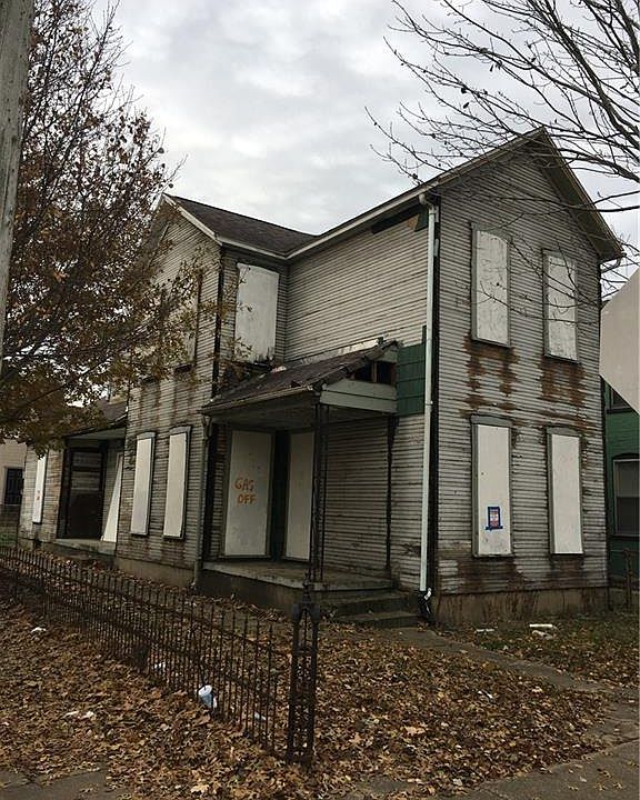 1st image of 68 Centre St