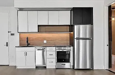 139 Frost Street — Photo 3