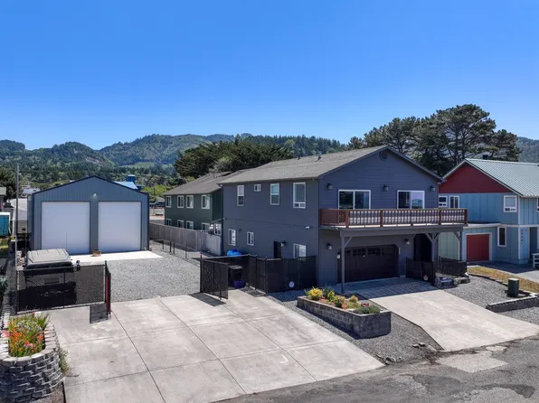 29595 Pacific St, Gold Beach, OR 97444
