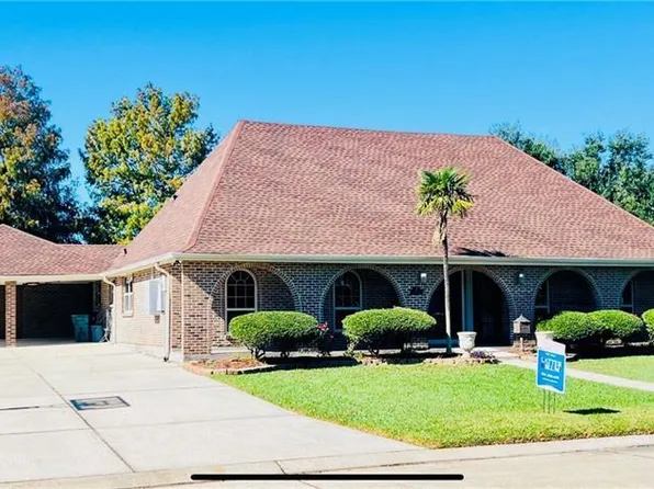 717 Michelle Ct, Gretna, LA 70056