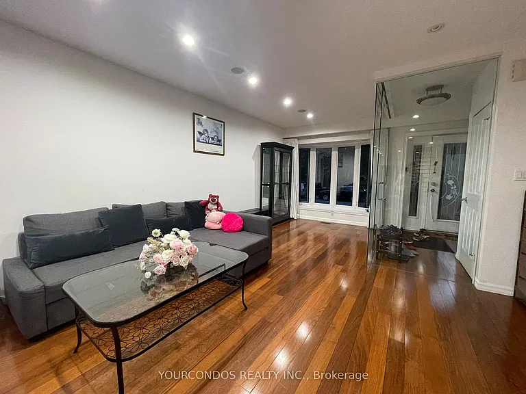193 Brunswick Ave #UPPER A B — Photo 8