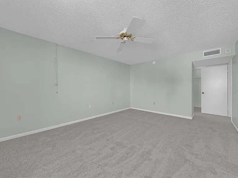 660 Island Way #301 — Photo 16