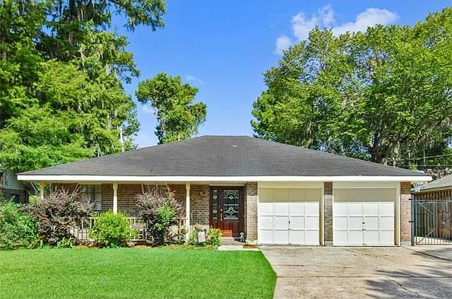 1st image of 117 Melrose Dr