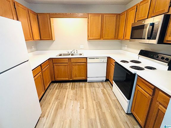 4th image of 2514 Veterans Memorial Pkwy #114