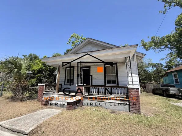 20 W 54th St, Savannah, GA 31405
