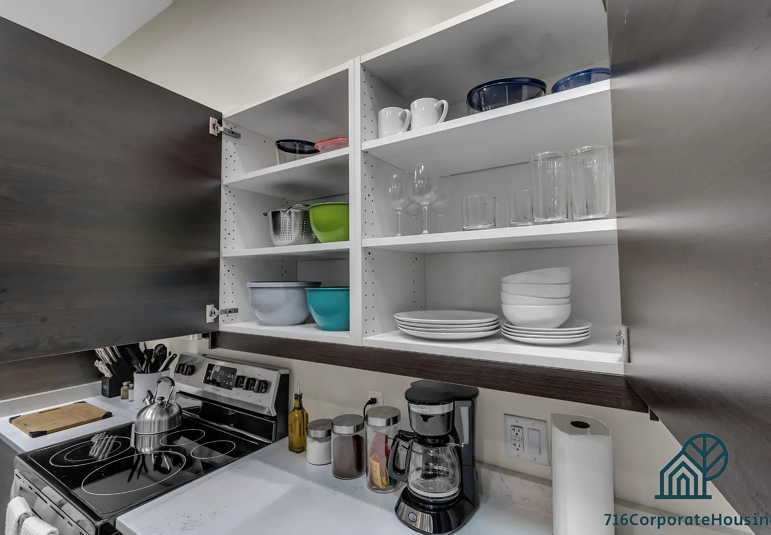 1 bed, 1.0 bath, $2,400 — Photo 2