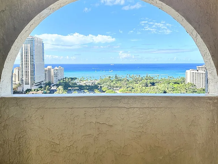 2092 Kuhio Ave #906 — Photo 18