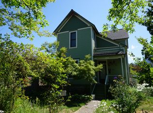 426 B St, Ashland, OR