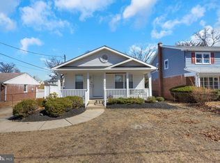 609 Cleveland Ave, Riverside, NJ 08075