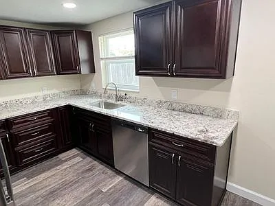 10908 Kingsbridge Rd — Photo 14