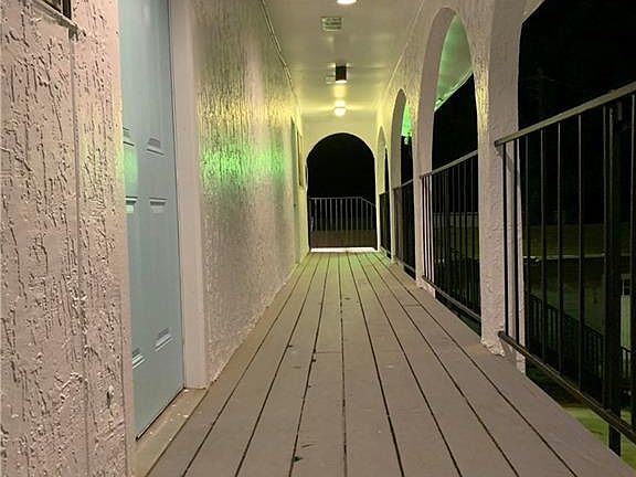 4th image of 2611 E Cesar Chavez St #205