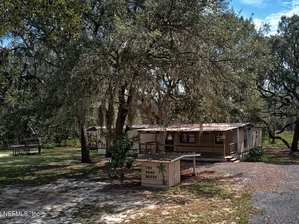 203 POND Circle, Interlachen, FL 32148