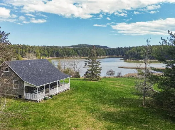 14 Tidal Creek Road, Brooksville, ME 04642