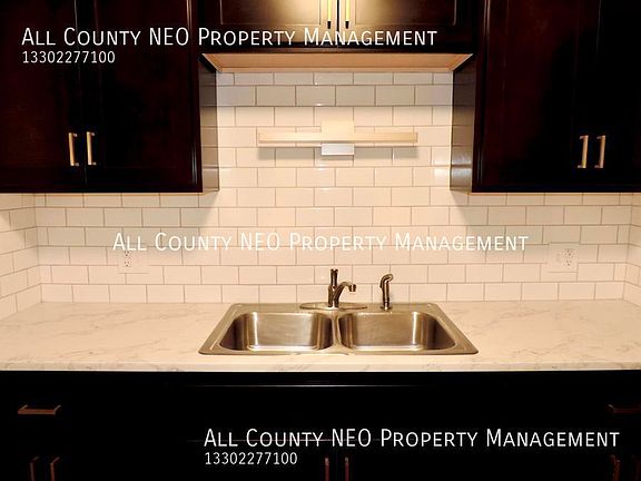 5th image of 737 Center Ave APT 1