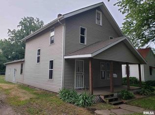 515 N Tonica St, Mason City, IL 62664