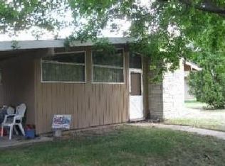 3541 S Sunset Dr, Milwaukee, WI 53220