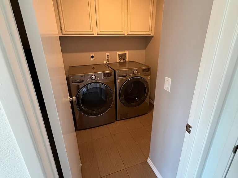601 Hillhaven Dr — Photo 8