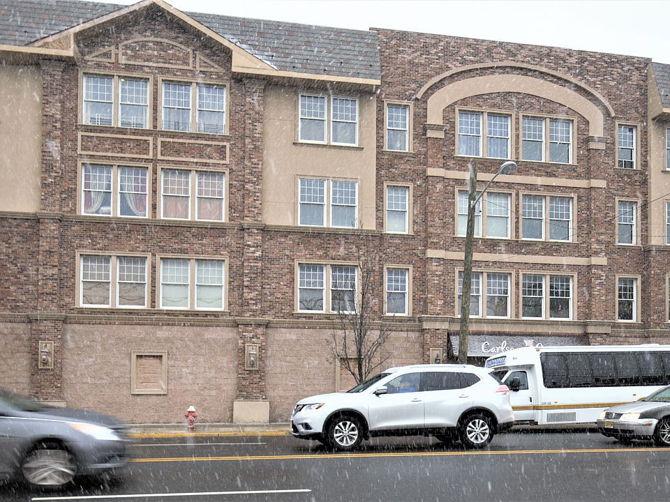 1st image of 7716 Kennedy Blvd APT 3F