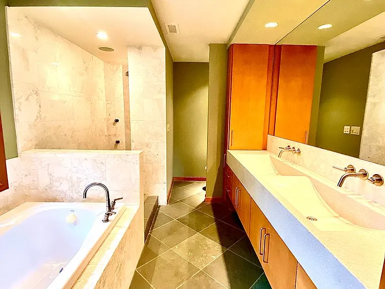 306 E Curling Dr — Photo 36