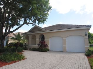 12052 Glenmore Dr, Pompano Beach, FL 33071