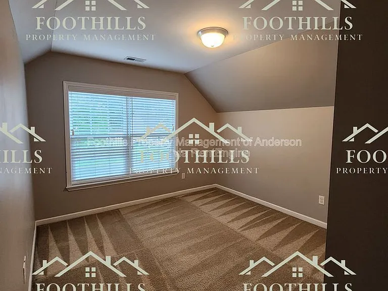 1027 Whirlaway Cir — Photo 12
