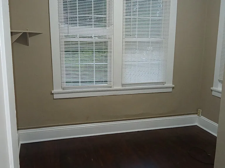 1413 Williamsburg Rd — Photo 11
