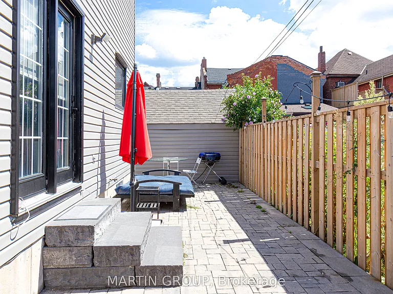 48 Evans St — Photo 24