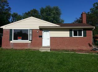 9426 Chamberlain St, Romulus, MI 48174