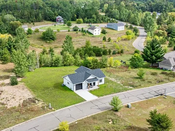 31468 Isabelle Dr, Pequot Lakes, MN 56472