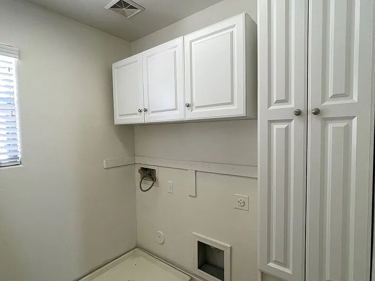 18235 N Alicia Ct — Photo 20