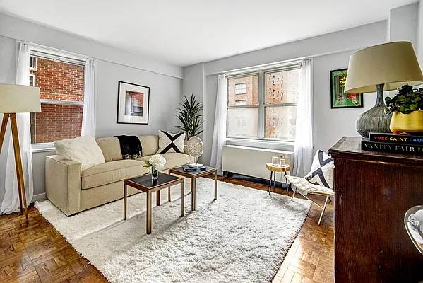 Sold by Compass | media 9