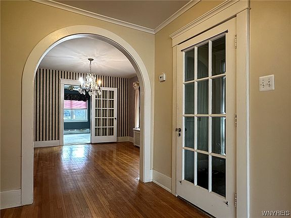2nd image of 315 Parker Ave