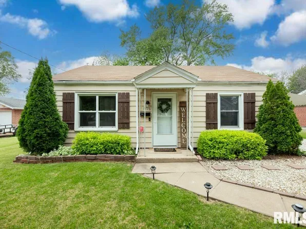 1296 Harrison St, Galesburg, IL 61401