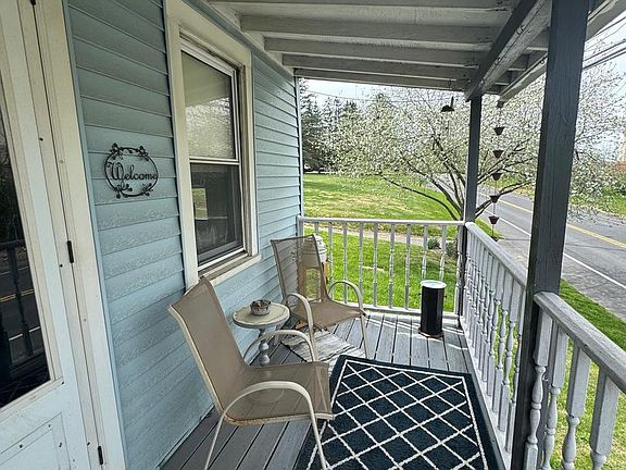 5th image of 2249 Easton Rd