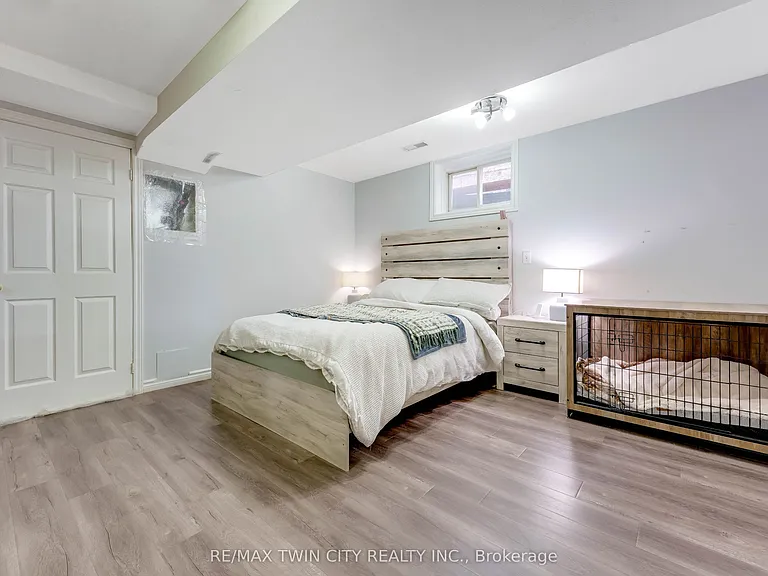183 Bush Clover Cres — Photo 31
