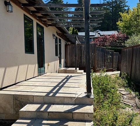 Exterior fron tview from the other side