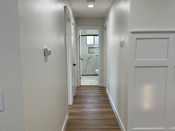 4th image of 881 Clyde Ave