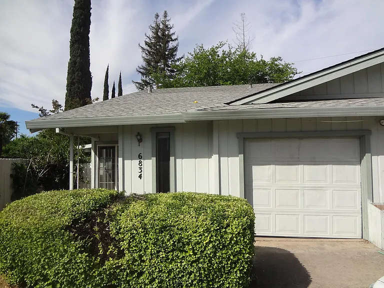 6834 Trovita Way — Photo 1