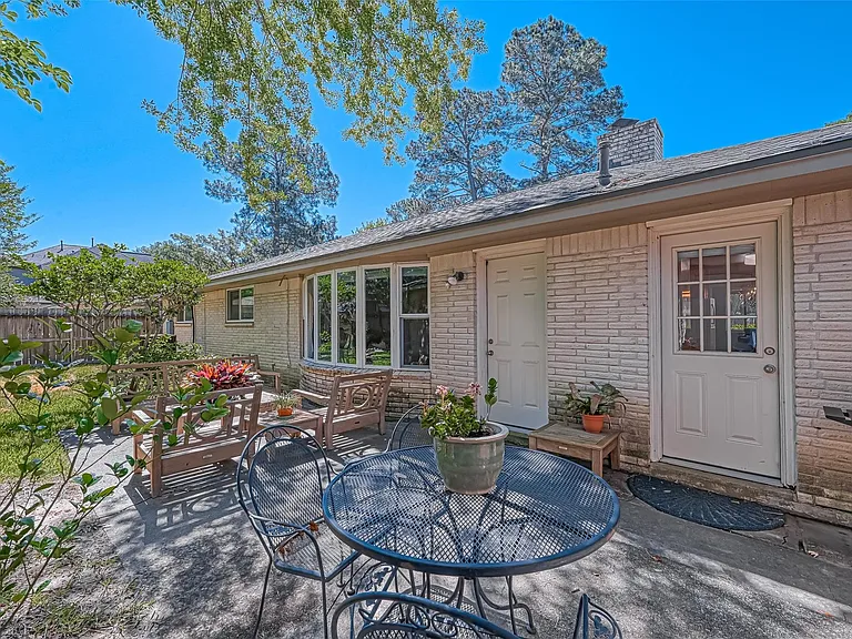 13914 Saint Marys Ln — Photo 28