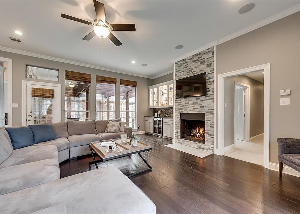 1st image of 341 Mariah Bay Dr