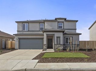 890 S Philip Ave, Fowler, CA 93625