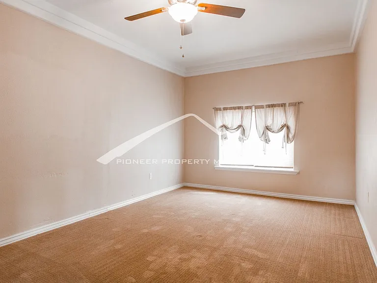 3625 Wolff St — Photo 11