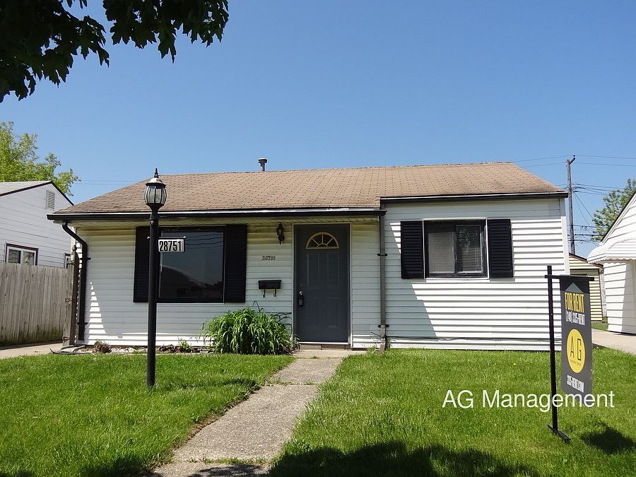 1st image of 28751 Rosemont St
